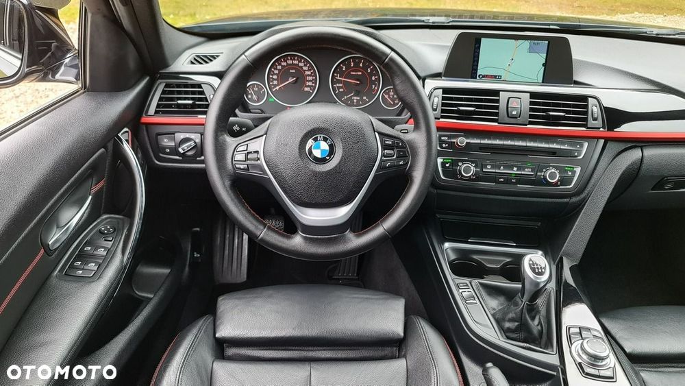 BMW Seria 3 320i Efficient Dynamics Edition Sport Line - 16