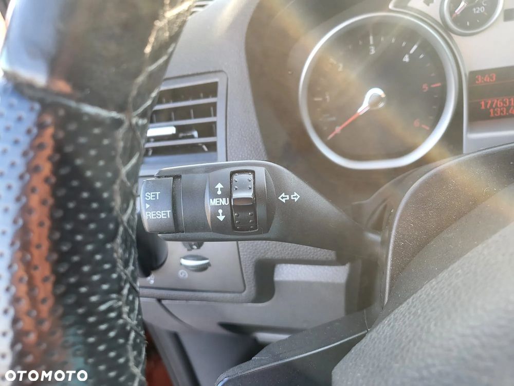 Ford Kuga 2.0 TDCi 4WD Trend - 17