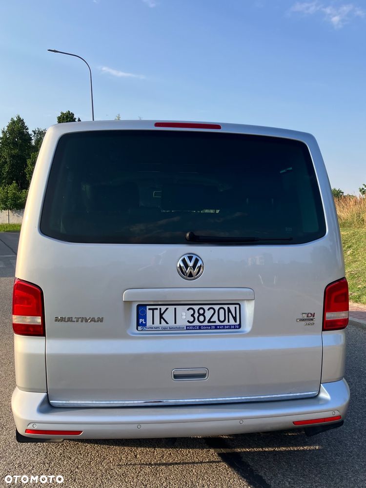 Volkswagen Multivan - 8