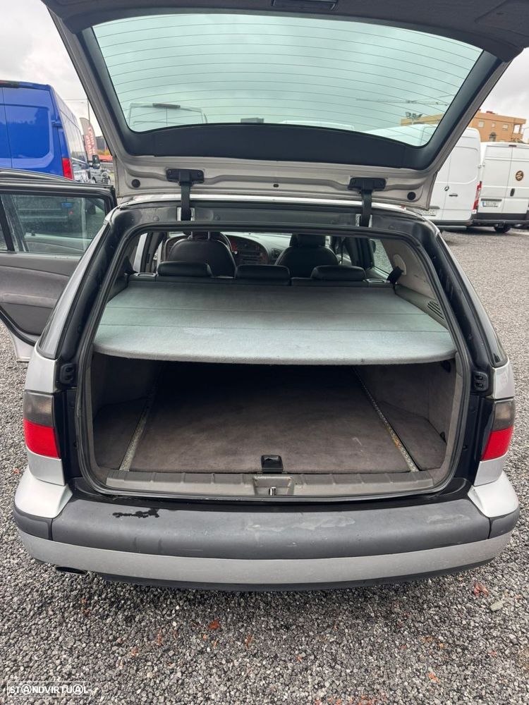 Saab 9-5 SportWagon - 8