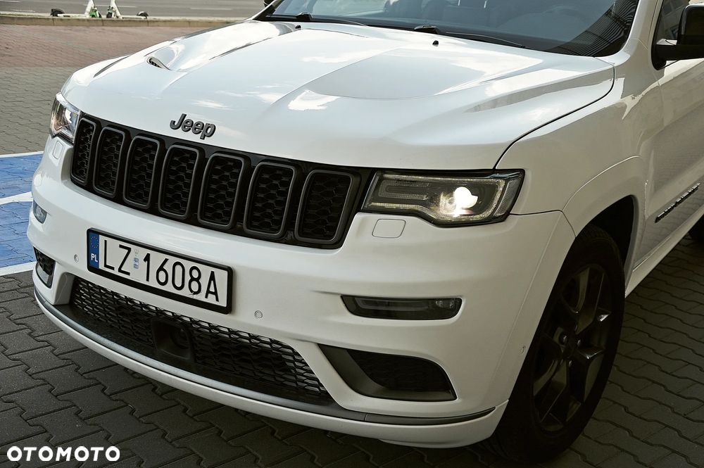 Jeep Grand Cherokee - 21