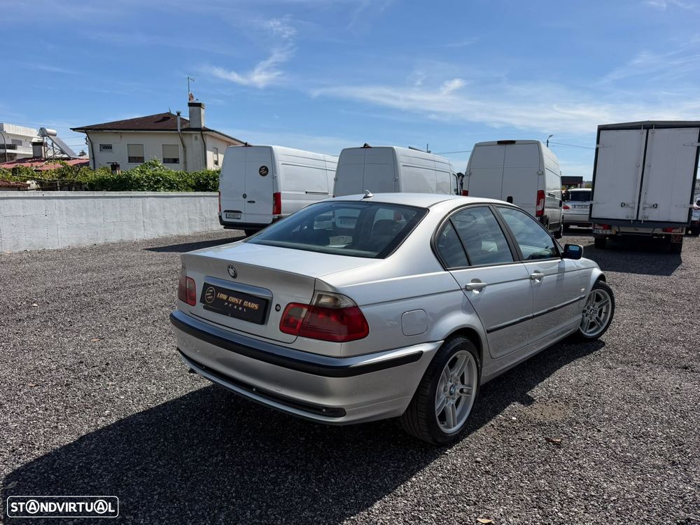 BMW 320 d - 4
