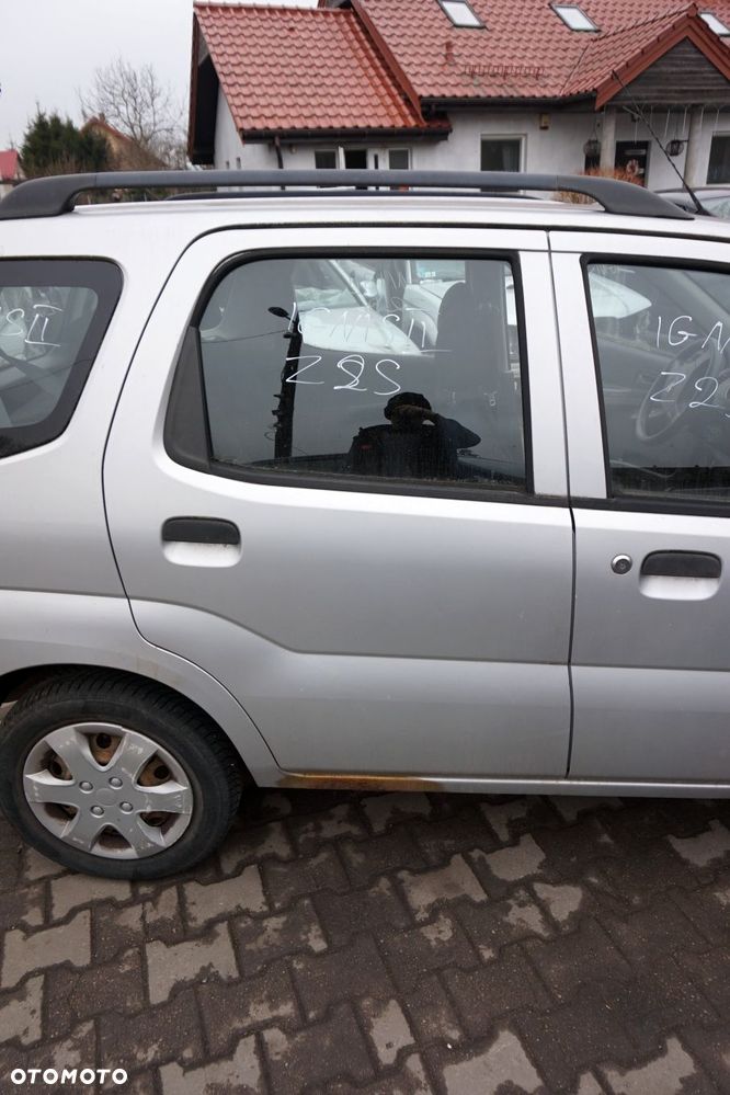 DRZWI TYLNE PRAWE IGNIS II Z2S  SREBRNY SUZUKI 2003-2011 - 1