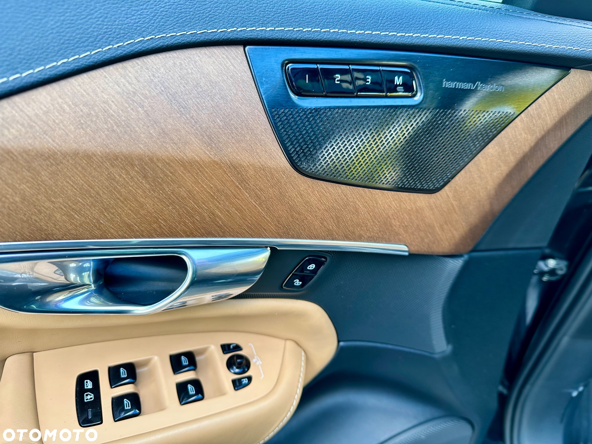 Volvo XC 90 - 11