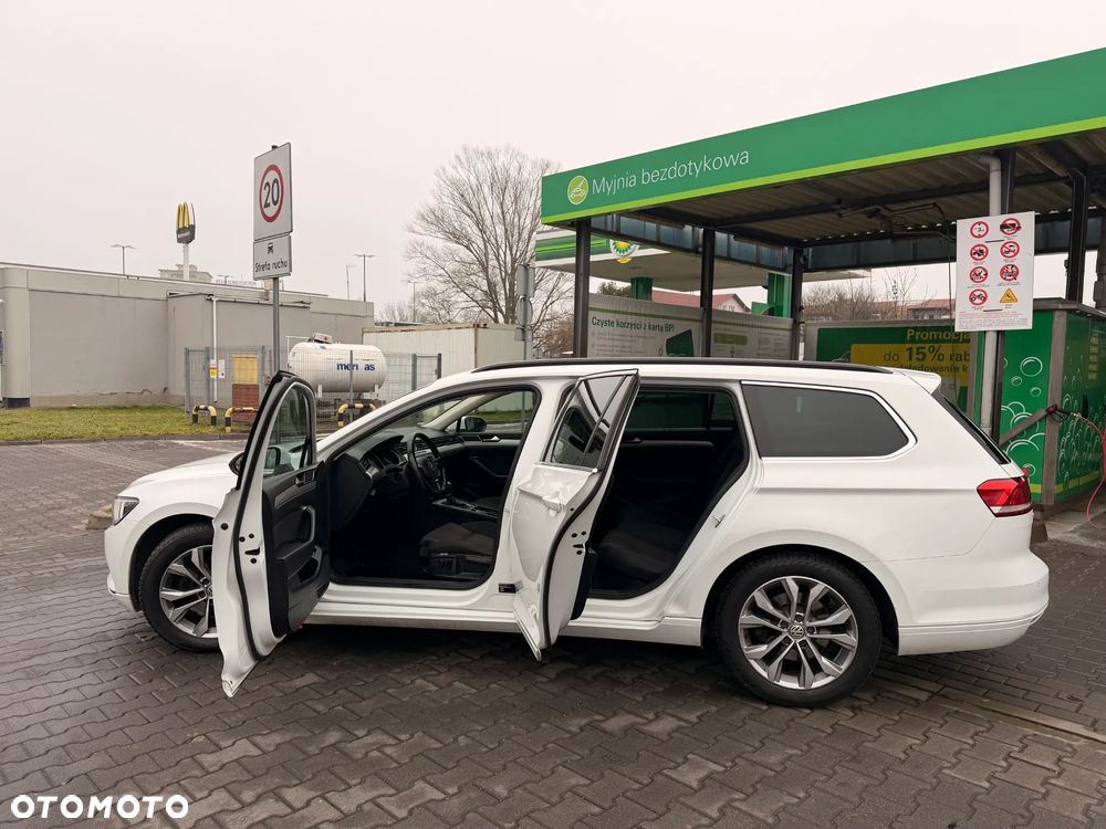 Volkswagen Passat 2.0 TDI DSG (BlueMotion Technology) Highline - 8