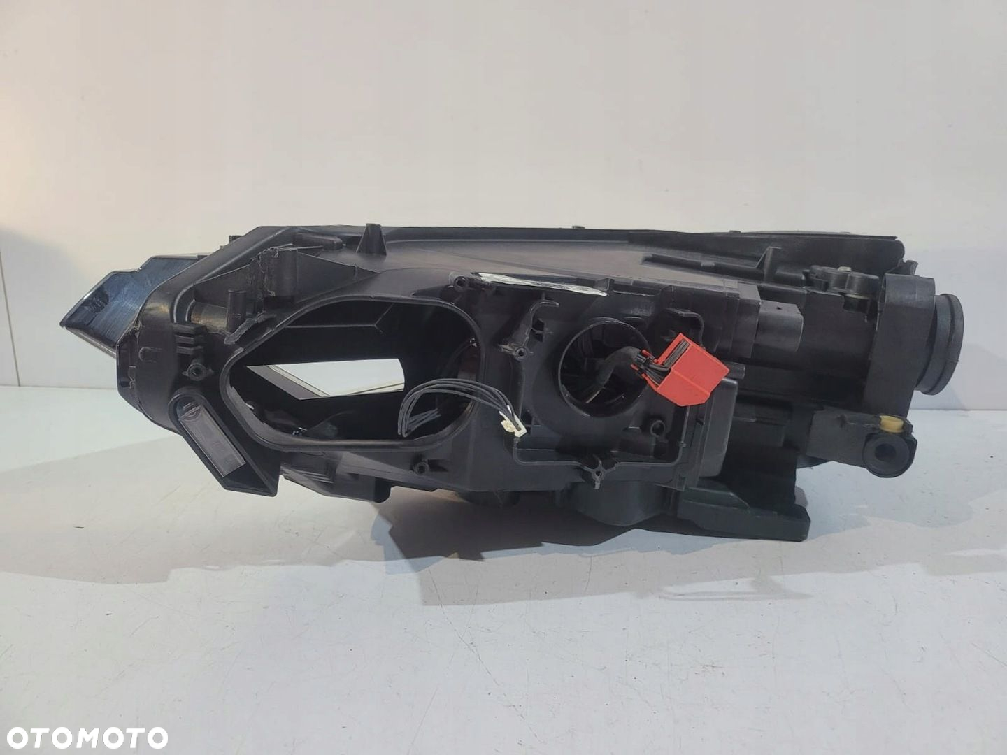 VW Passat B8 Lift - Lampa Full Led R - 13637 - 4