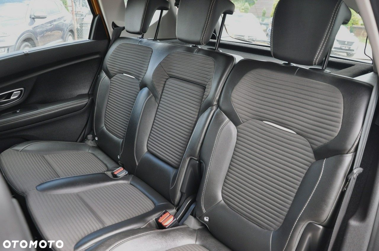 Renault Scenic ENERGY dCi 110 EXPERIENCE - 14