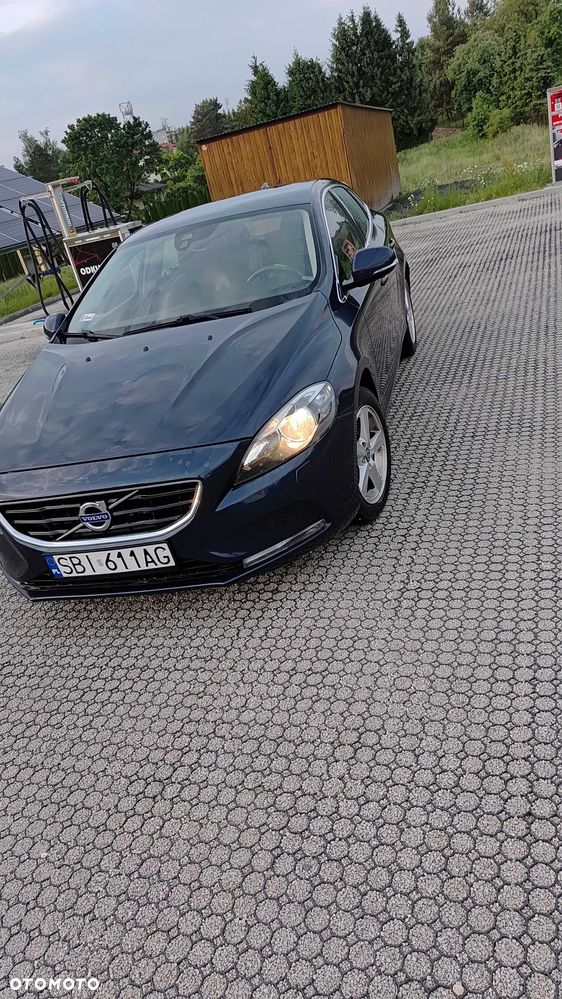 Volvo V40 - 2