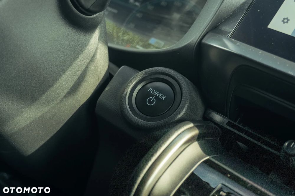 Toyota C-HR - 21
