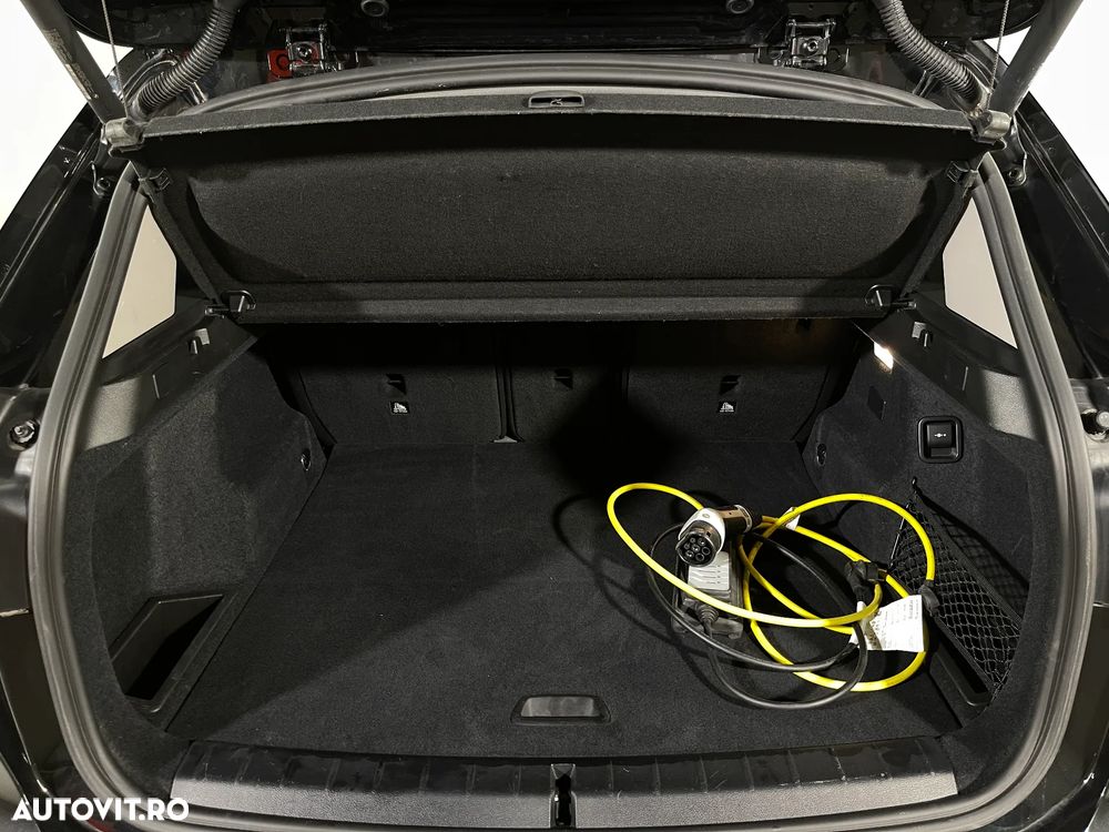 BMW X1 xDrive25e AT PHEV - 13