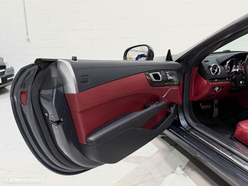 Mercedes-Benz SL 350 7G-TRONIC - 29