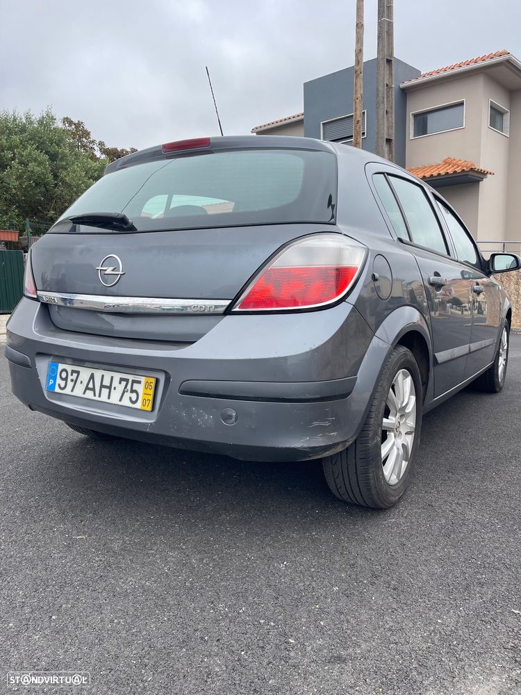 Opel Astra 1.3 CDTI Cosmo - 4