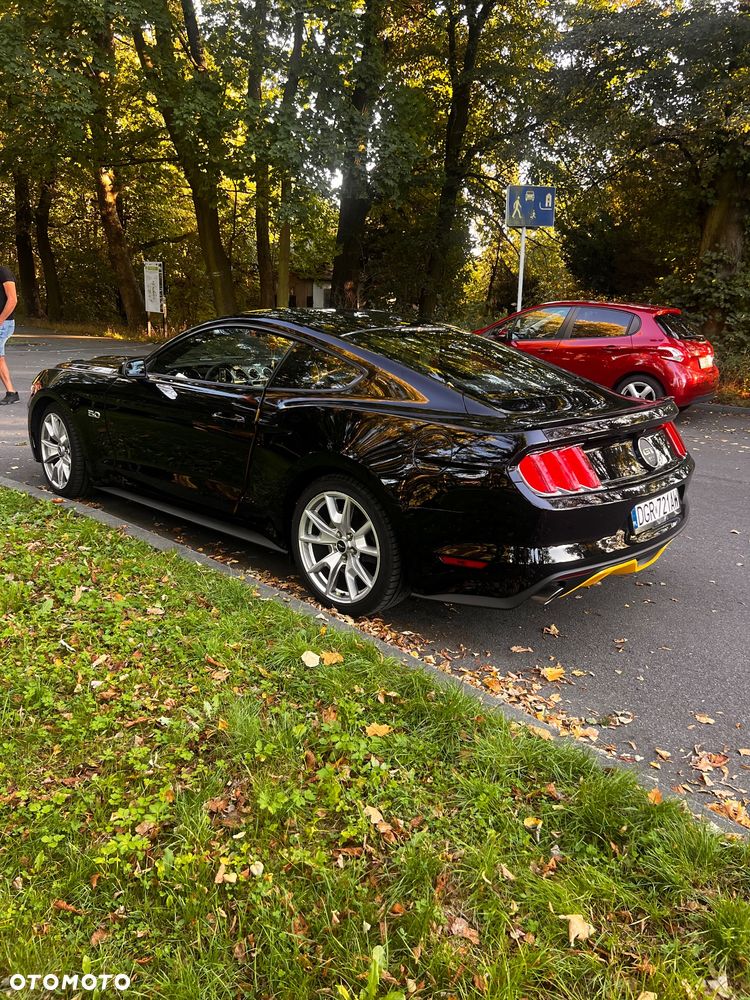Ford Mustang 5.0 V8 GT - 5