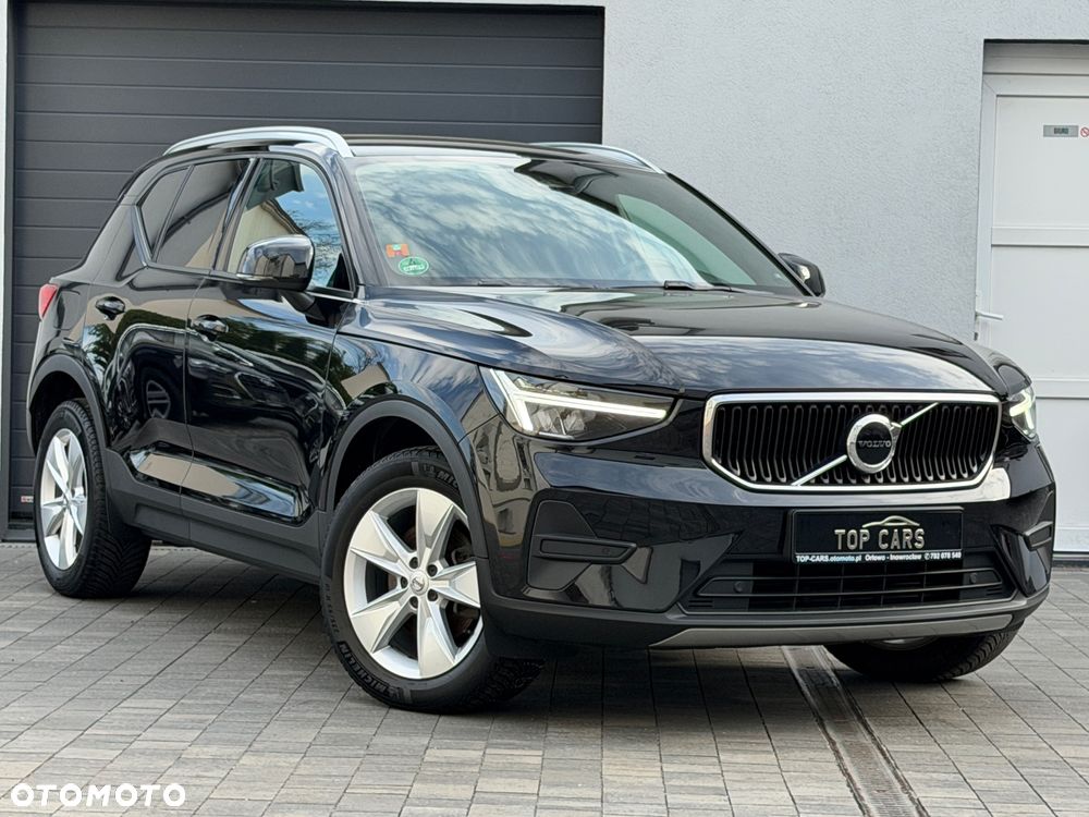 Volvo XC 40 B3 B DKG Plus Black Edition - 15