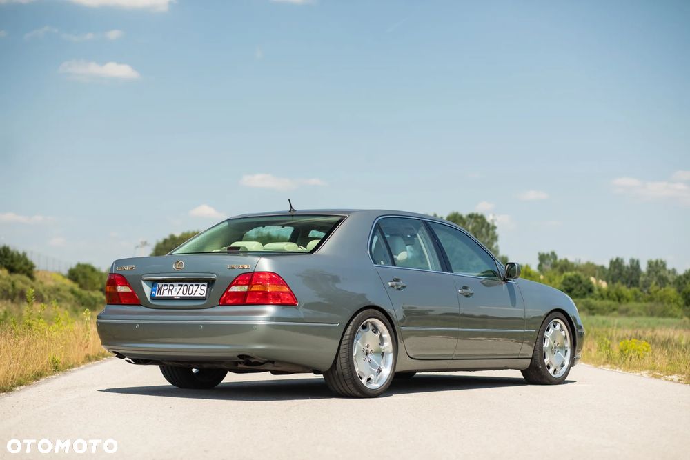 Lexus LS Prezydent - 8