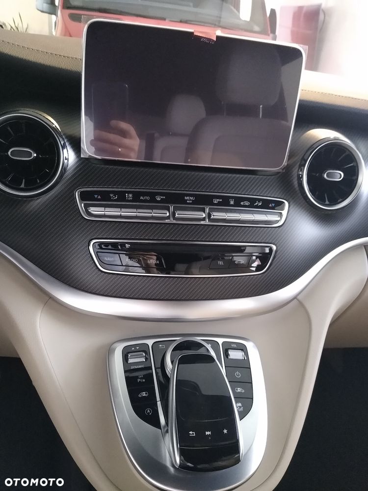 Mercedes-Benz Klasa V 300 d Avantgarde 9G-Tronic (d³ugi) - 6