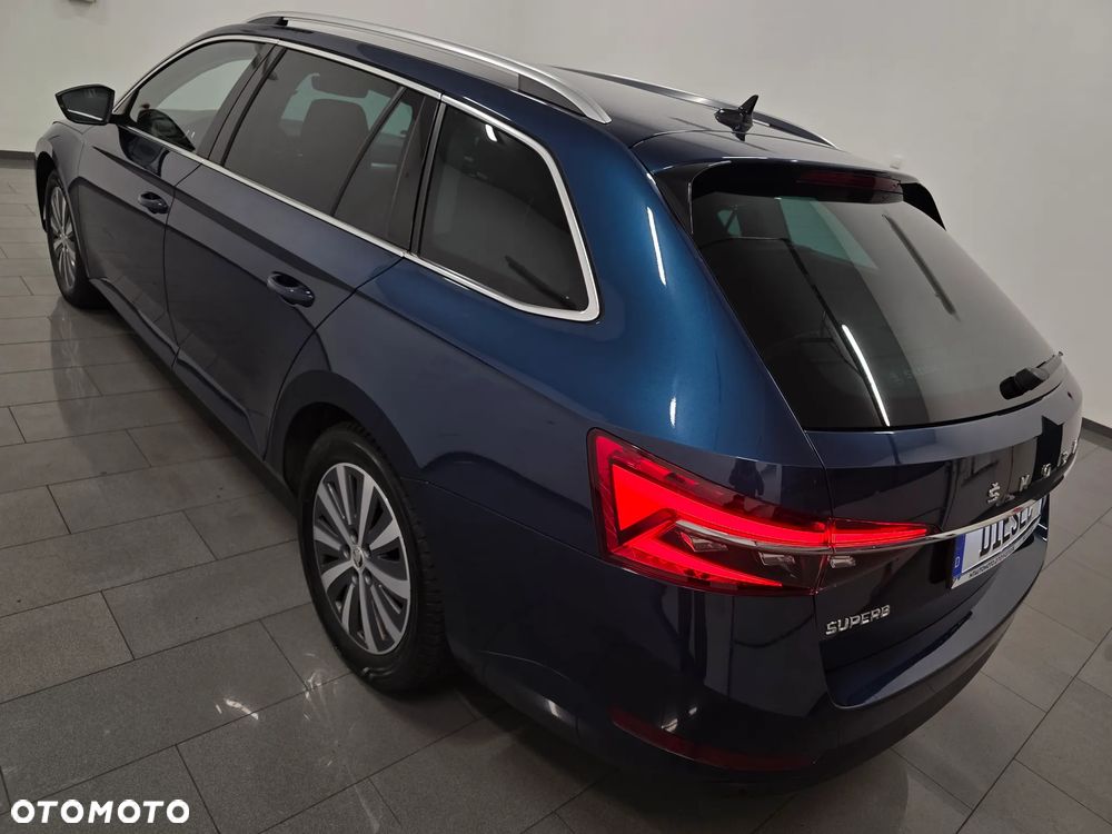 Skoda Superb 2.0 TDI SCR Style DSG - 5