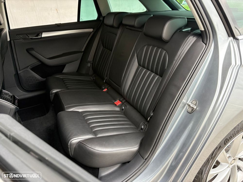 Skoda Superb Break 1.6 TDI Style DSG - 11
