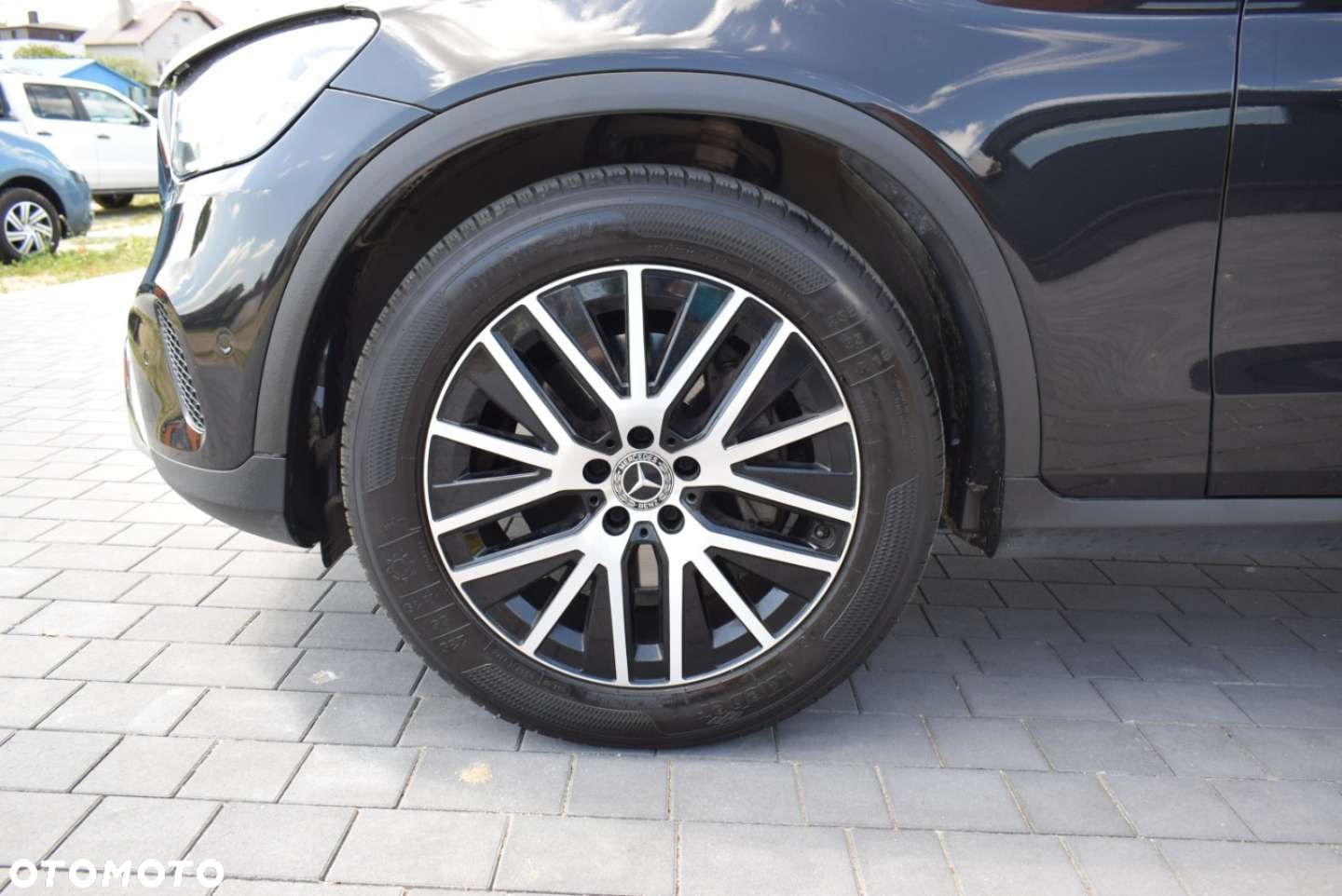Mercedes-Benz GLC - 39