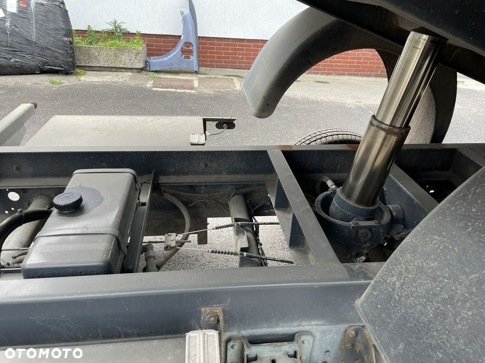Iveco 70C15 Wywrotka 3-strony Kontener Śmieciarka 6-osób 2013 - 28
