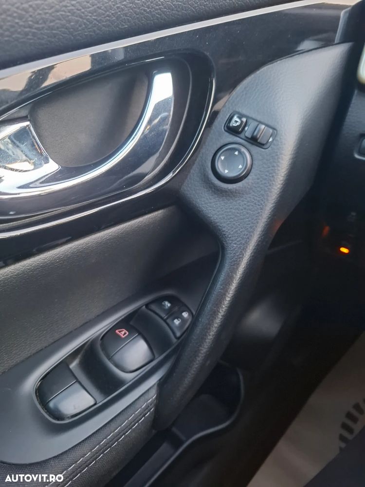 Nissan Qashqai 1.5 DCI VISIA - 19