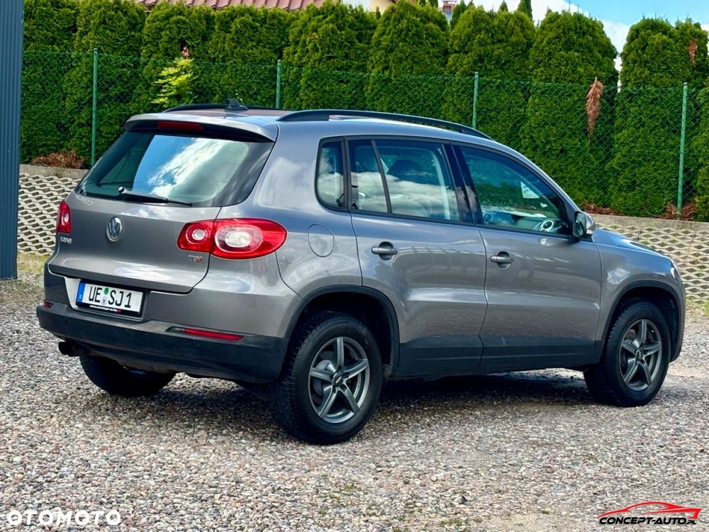 Volkswagen Tiguan - 12