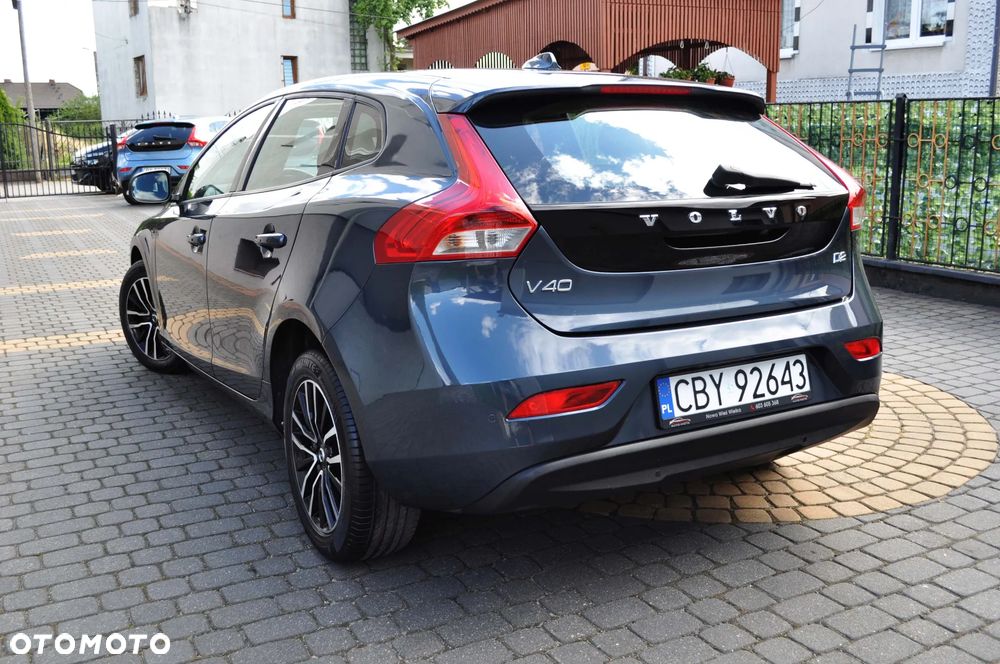 Volvo V40 D2 Momentum - 6