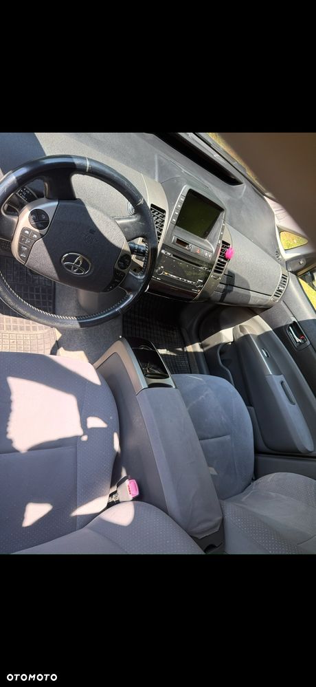 Toyota Prius - 13