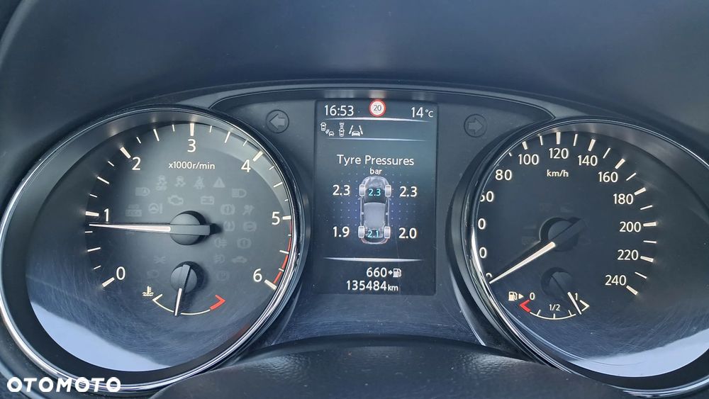 Nissan Qashqai 1.6 DCi Tekna+ - 23