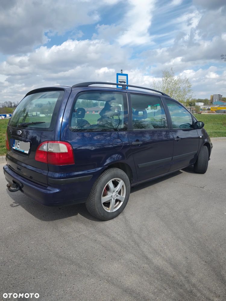 Ford Galaxy 1.9 TDI Trend - 4