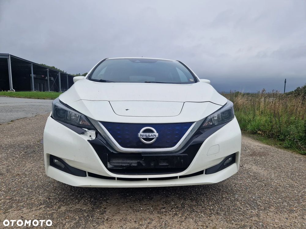 Nissan Leaf - 2