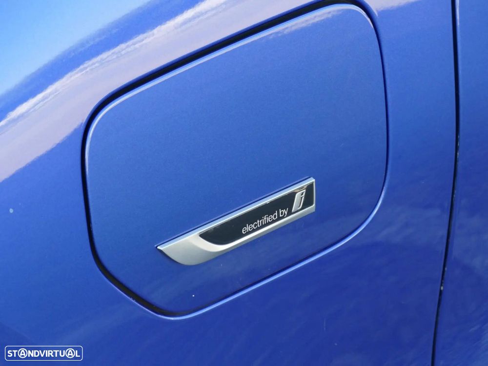 BMW 330 e Pack Desportivo M Auto - 11