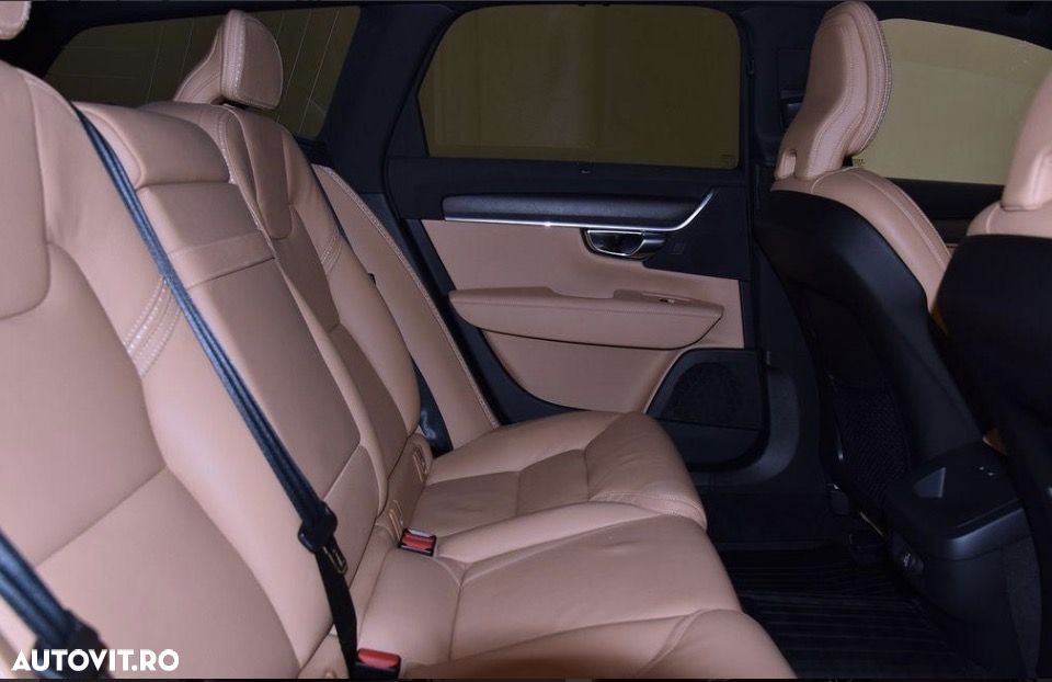Volvo V90 D5 AWD - 8
