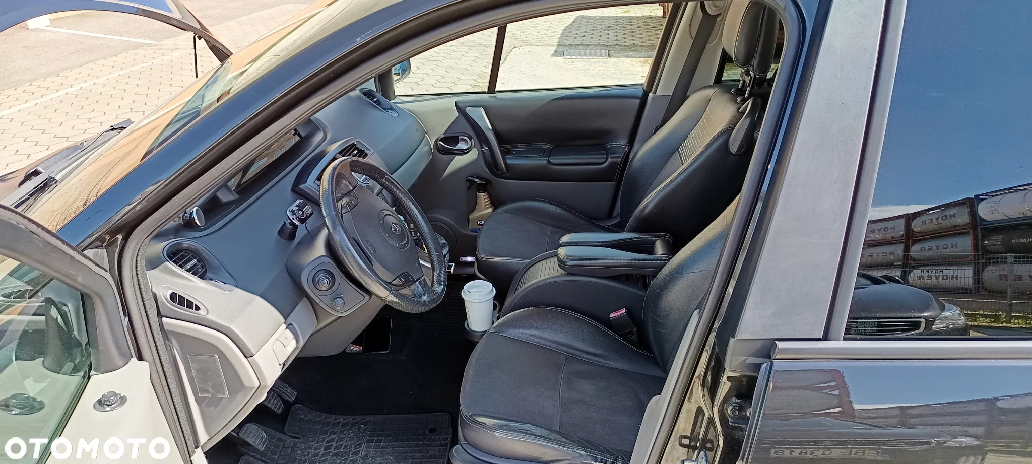 Renault Grand Scenic 2.0 16V Turbo Confort Privilege - 2