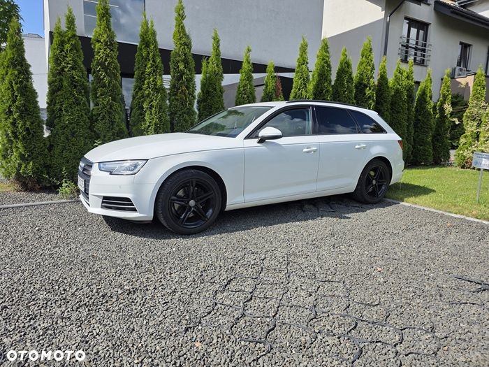 Audi A4 Avant 35 TDI S tronic - 1