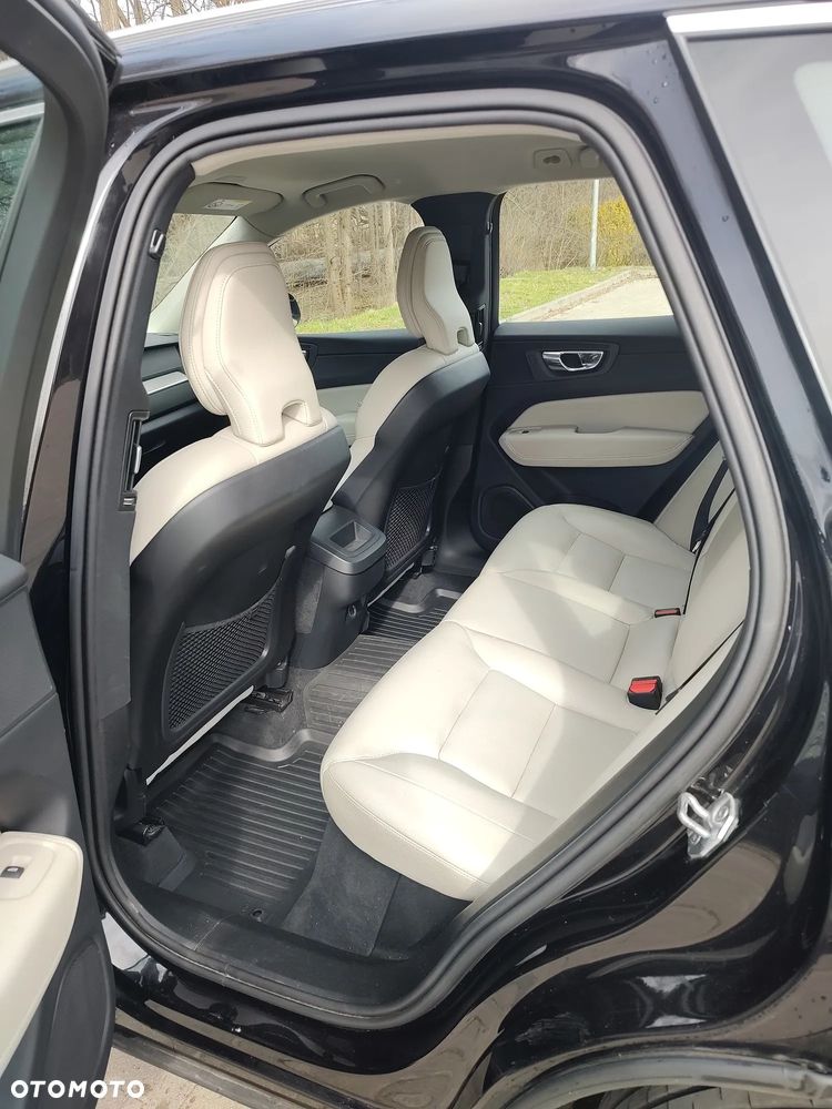 Volvo XC 60 D4 SCR AWD Inscription - 8