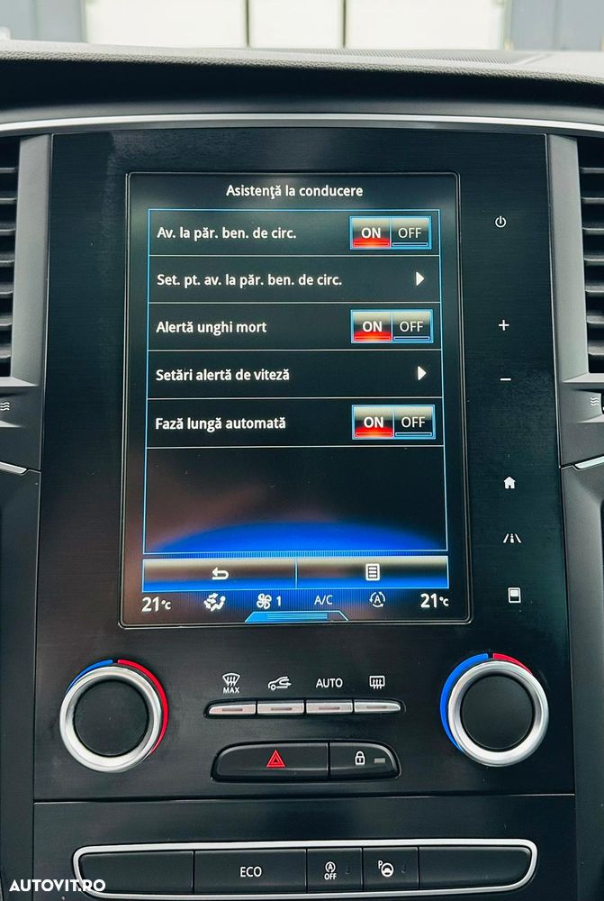 Renault Megane ENERGY dCi 130 GT LINE - 25