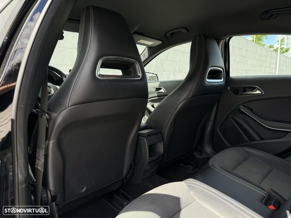 Mercedes-Benz A 180 d Urban - 17