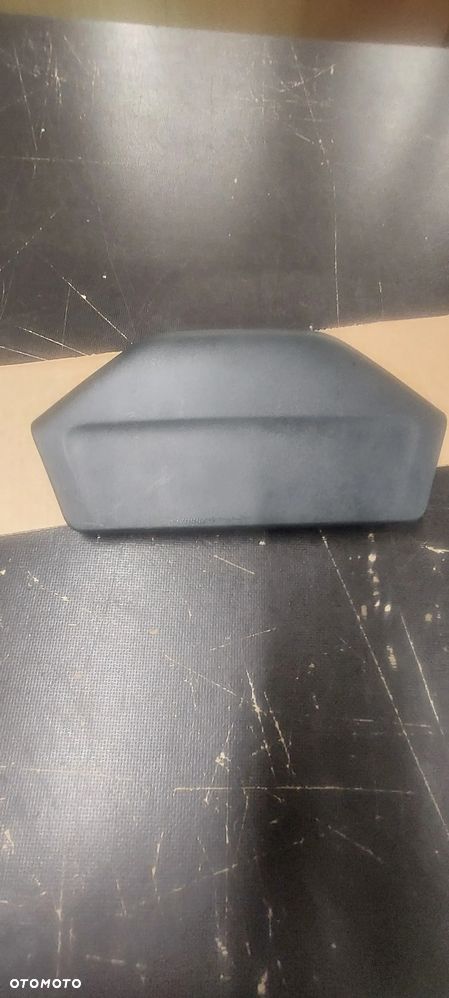 Zaślepka tył klapa vw t6 7E0868629 - 1