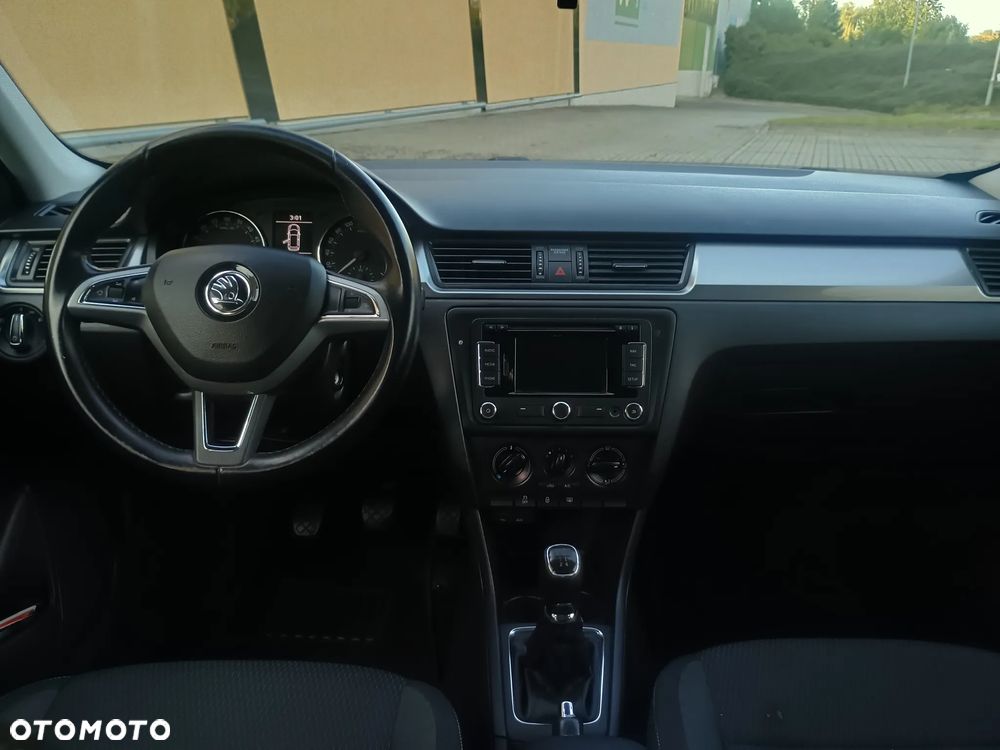 Skoda RAPID 1.6 TDI Elegance - 9