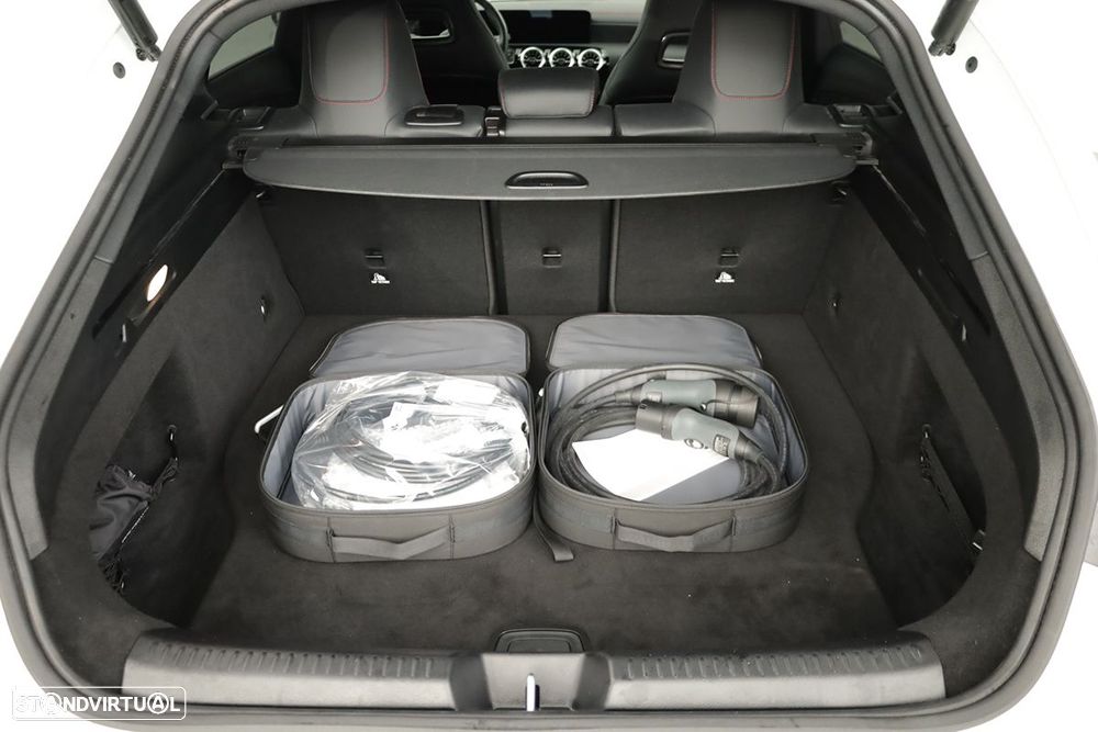 Mercedes-Benz CLA 250 - 24