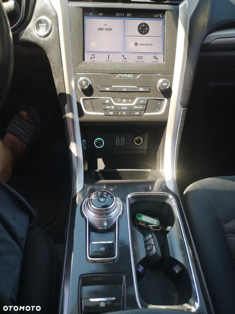 Ford Fusion - 21