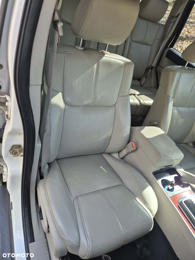 Jeep Commander 5.7 V8 Limited - 10