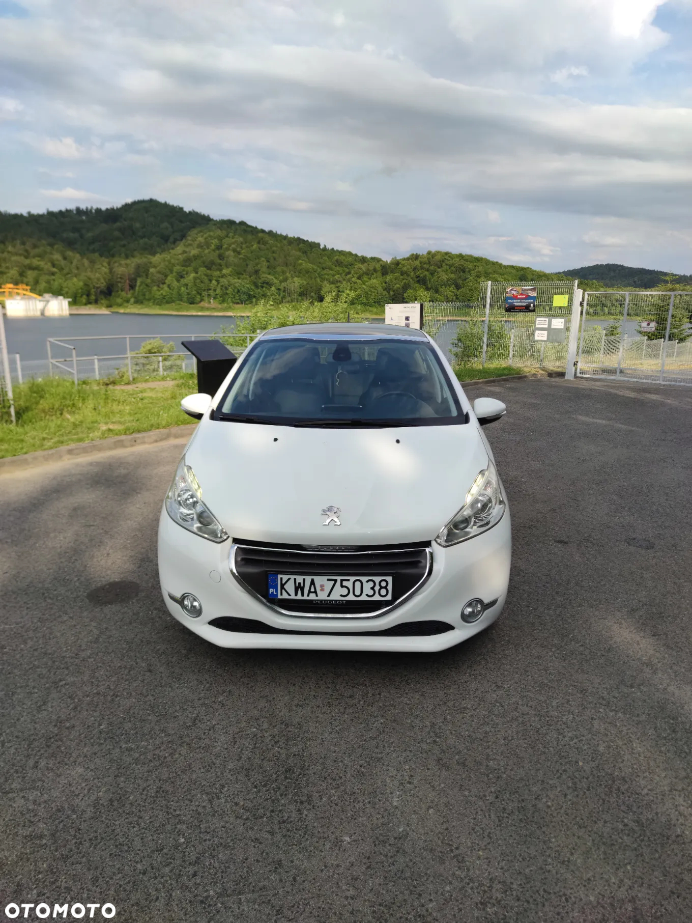 Peugeot 208 1.6 e-HDi Allure STT - 5