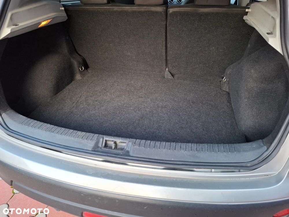 Nissan Qashqai 1.6 visia - 18