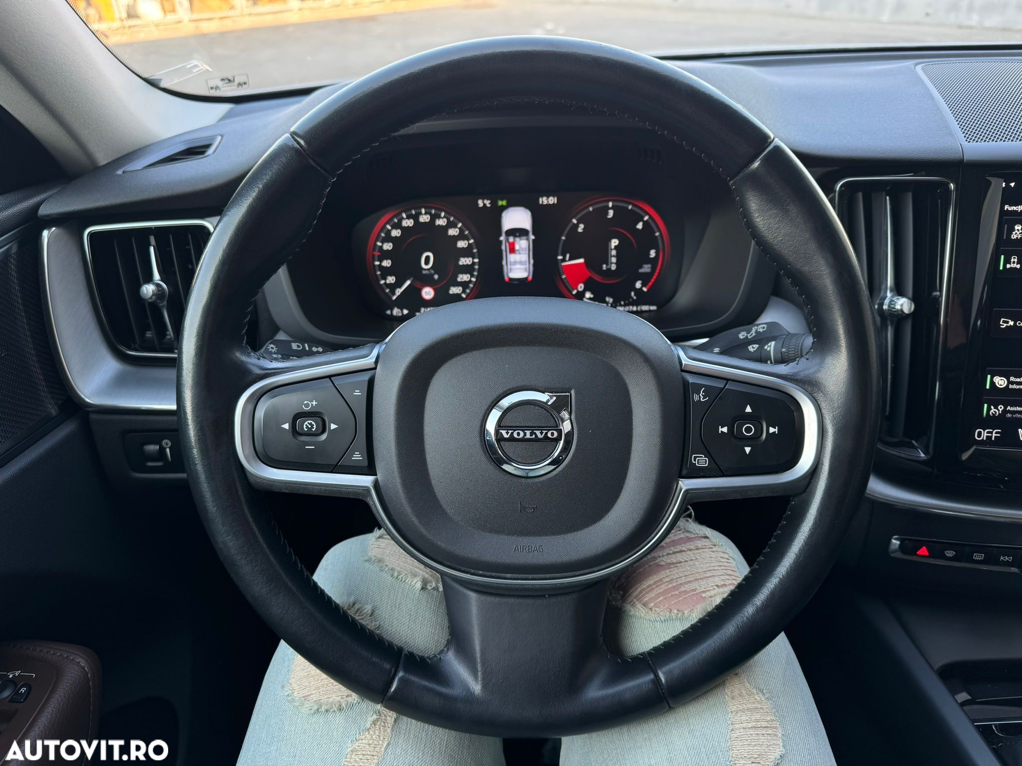 Volvo XC 60 D4 Geartronic Momentum Pro - 15