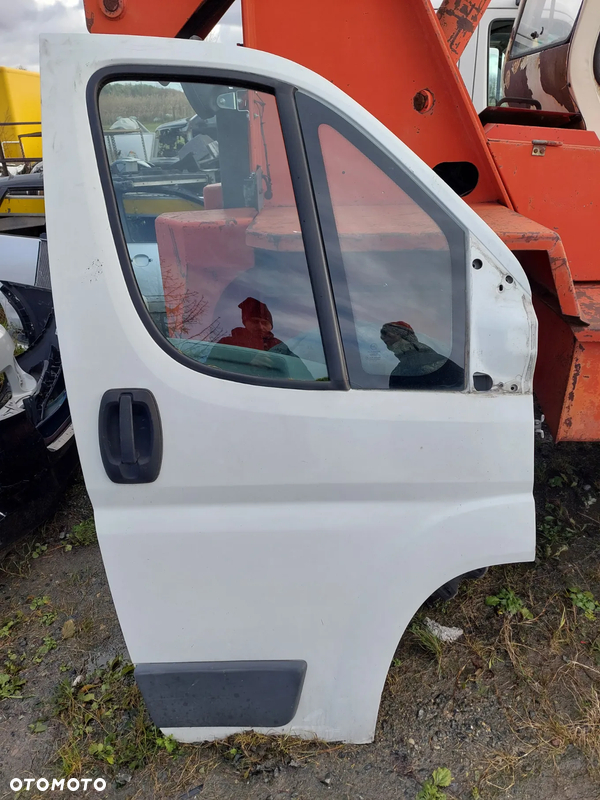 DUCATO BOXER JUMPER drzwi prawe przód kompletne