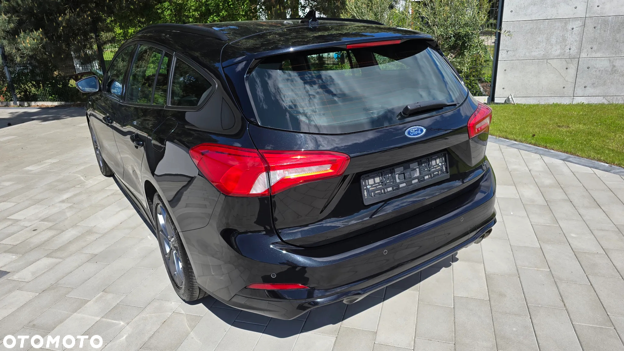 Ford Focus - 32