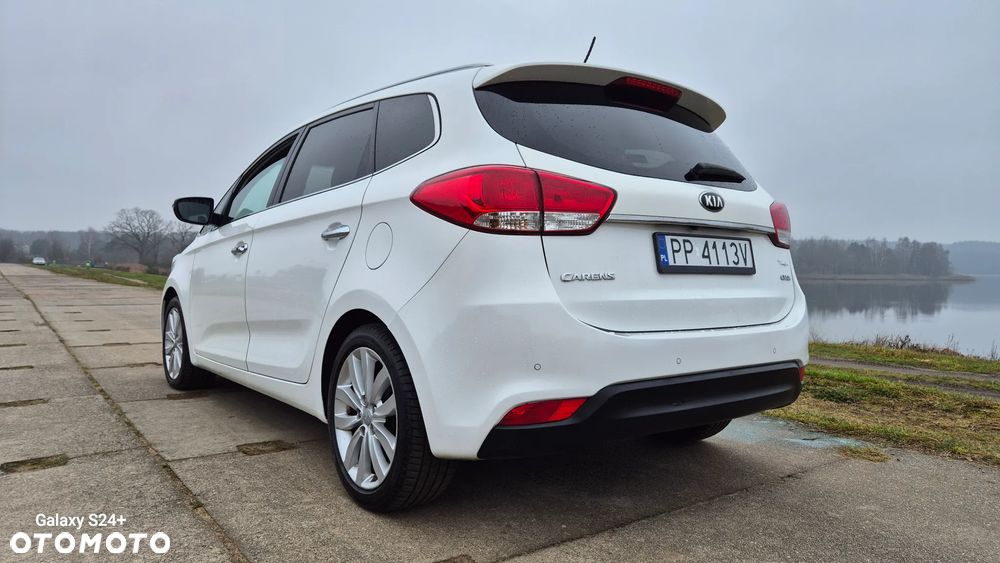 Kia Carens 1.7 CRDi 115 Dream Team Edition - 3