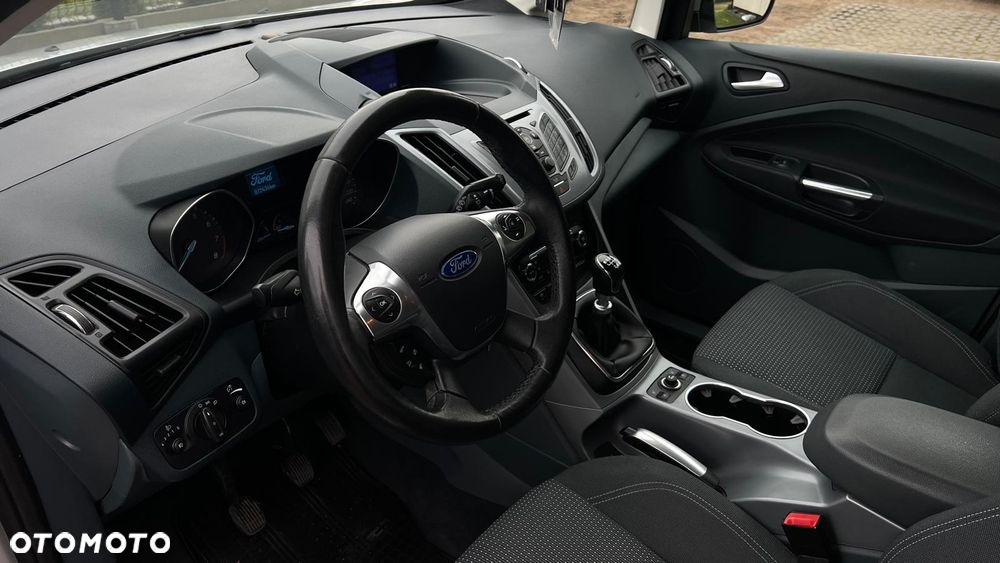Ford C-MAX - 16